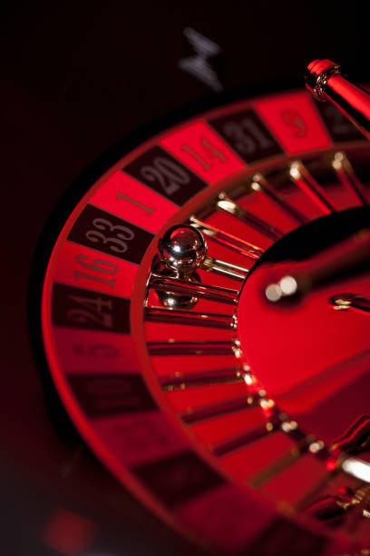 Featured games dashboard showing Liga 1 and live casino tables